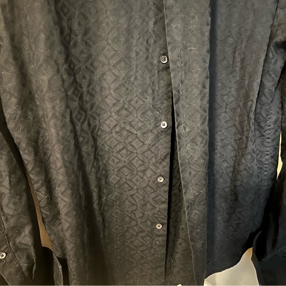 Perry Ellis Black Patterned Button Down Shirt - image 4